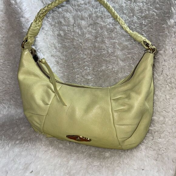 Elliott Lucca Leather mint green shoulder bag with antique tone hardwares - Picture 5 of 15